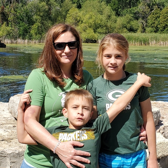 Meet your Posher, Amy - Picture 1 of 1